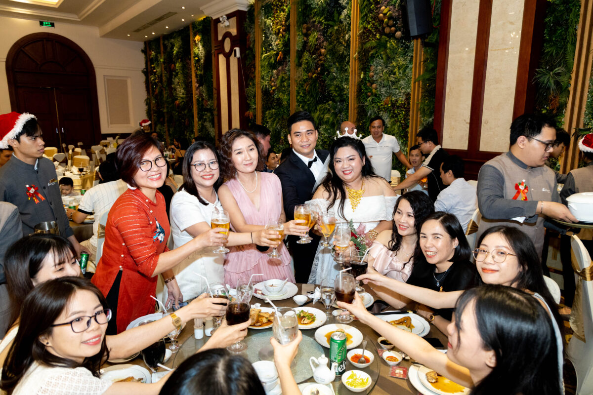 áo cưới big size